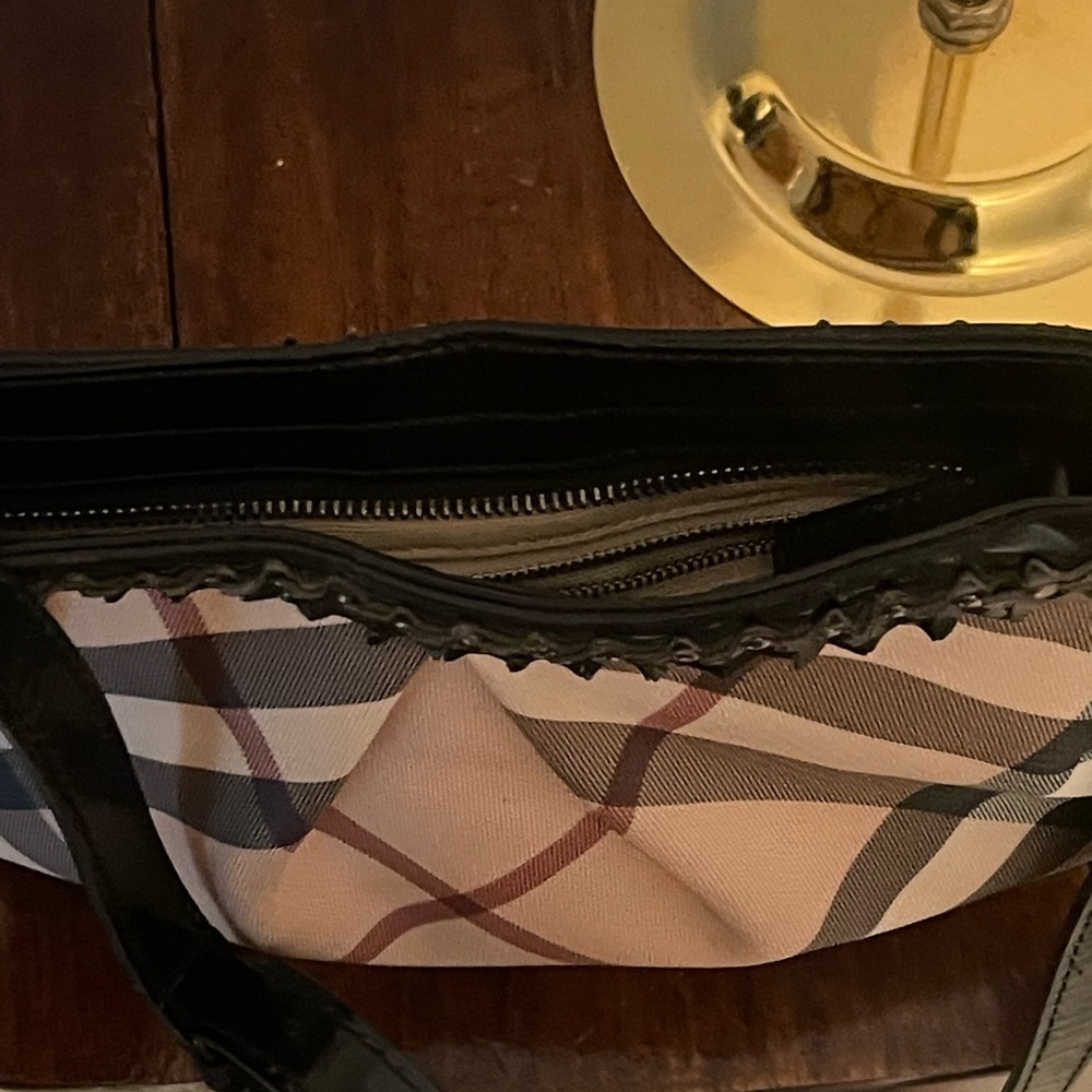 ✨Make an Offer!! ✨. Burberry Tan and Black Check Crossbody Bag- - Picture 9 of 9